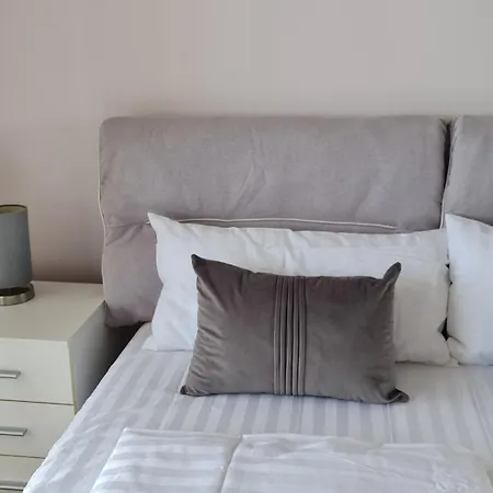 Altezza Luxury 11 * Budva